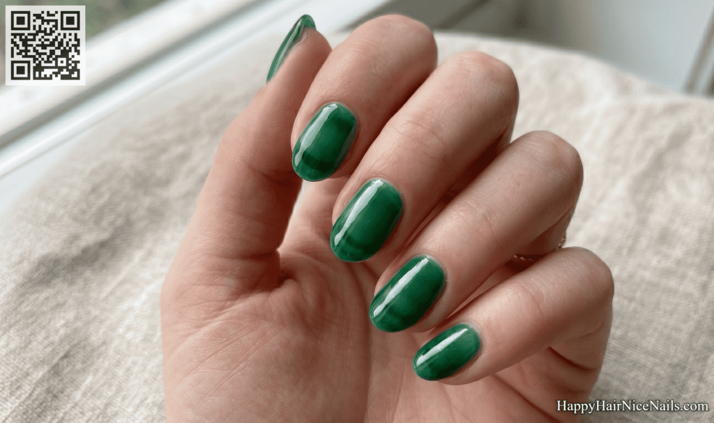 Short Spring Nails with Translucent Green Jelly